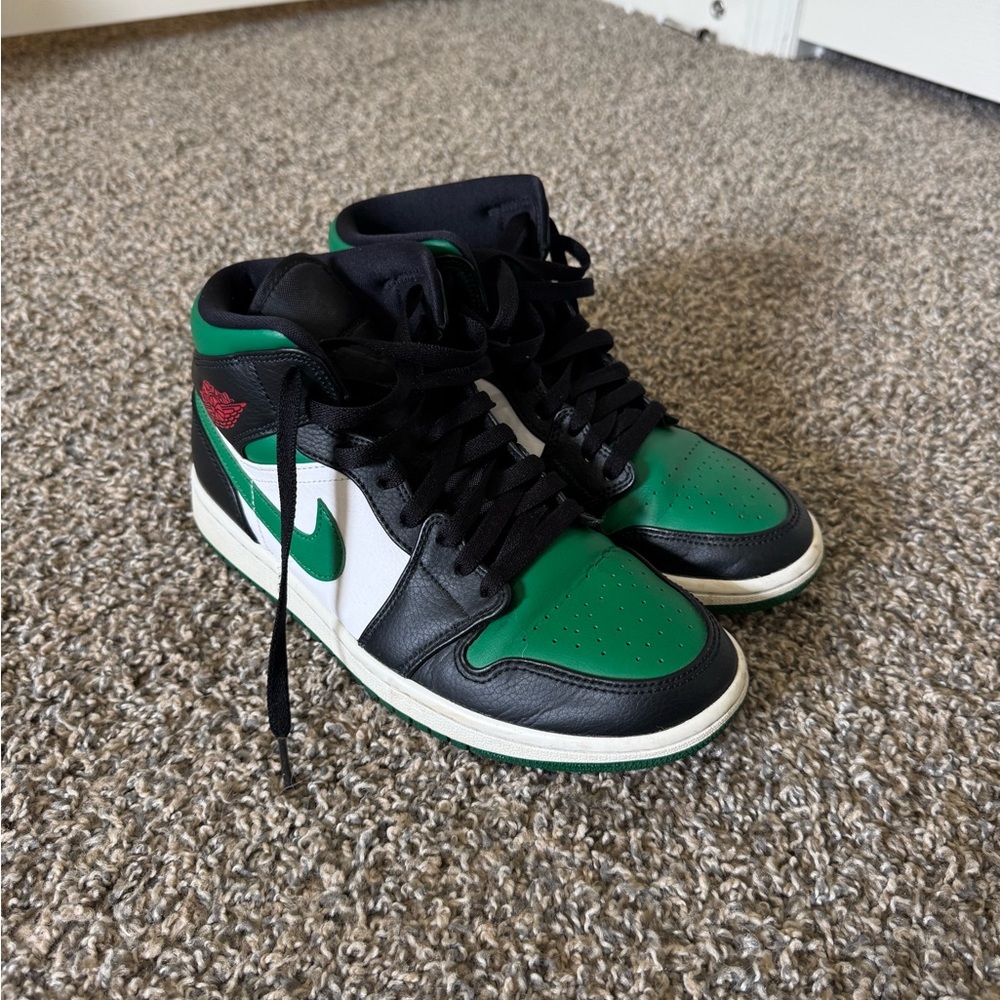 Nike Men’s High-Top Sneakers in Green, Black & White